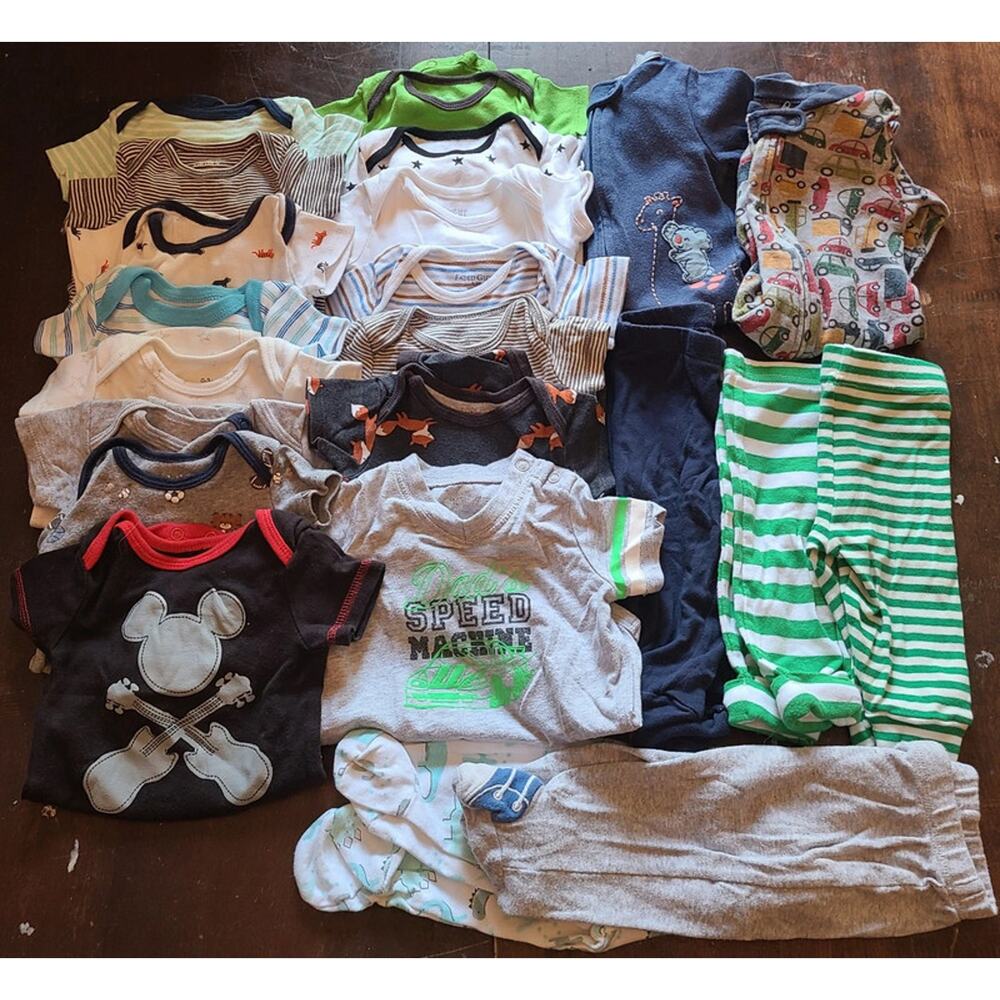 22 pc lot boy's 0-3 month clothes for summer